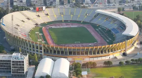 İzmir Atatürk Stadı Kapatılmayacak