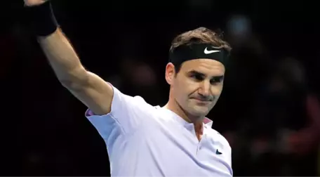 İsviçreli Tenisçi Roger Federer, ATP Finallerinde Yarı Finalde