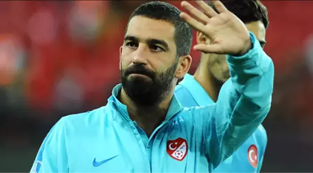 Arda Turan'dan Duygulandıran Naim Süleymanoğlu Paylaşımı