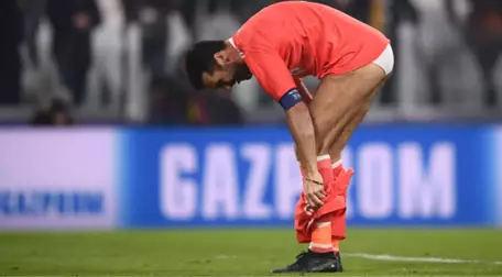 Efsane Kaleci Buffon, Maç Bitince Şortunu Çıkardı