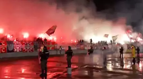 Partizan - Kızılyıldız Maçındaki Meşale Şov, Mücadelenin Önüne Geçti