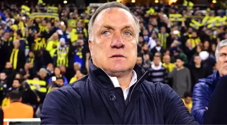 Fenerbahçe'nin Eski Hocası Dick Advocaat, Teknik Direktörlüğe Döndü