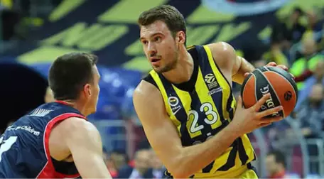 Fenerbahçe Doğuş, Baskonia'yı 79-74 Mağlup Etti