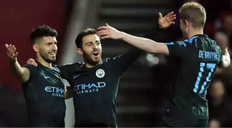 Manchester City Lig Kupasında Finale Yükseldi