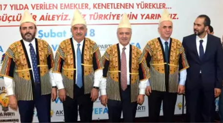 AK Parti Genel Başkan Yardımcıları 'Çete' Kıyafeti Giydi