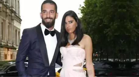 Arda Turan ile Aslıhan Doğan Düğünü Çırağan Sarayı'nda Yapacak