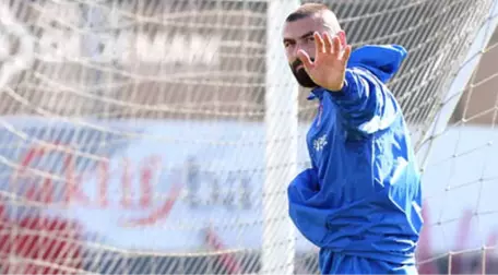 Burak Yılmaz İle Yardımcı Antrenör Arasında Tartışma Çıktı