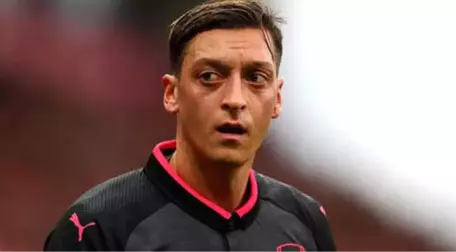 Mesut Özil'den Kendisine Tokat Atan David Villa'ya: Korkak Köpek