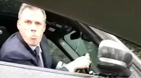 Taraftara Tüküren Jamie Carragher, Televizyon Kanalından Kovuldu