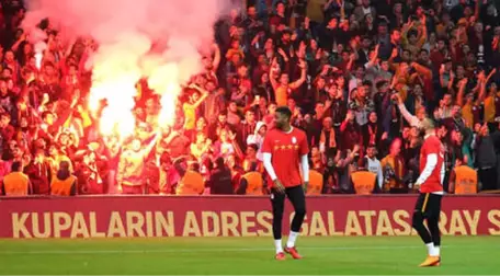 İngiliz Basını Galatasaray'ın Antrenmanını Manşetten Verdi