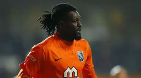 Başakşehir'in Yıldız Futbolcusu Emmanuel Adebayor Yıllara Meydan Okuyor