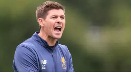 Liverpool'un Efsane Futbolcusu Steven Gerrard, Glasgow Ranger'ın Başına Geçiyor