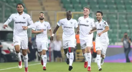 Bursaspor, Konuk Ettiği Atiker Konyaspor'u 2-1 Yendi