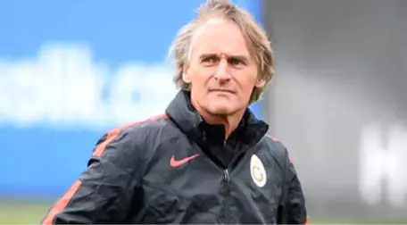 Galatasaray'ın Eski Teknik Direktörü Riekerink, Heerenveen'e İmza Attı