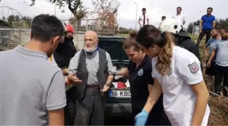 Bursa'da, Baygınlık Geçiren 83 Yaşındaki Sürücü Kaza Yaptığını Ambulansta Öğrendi