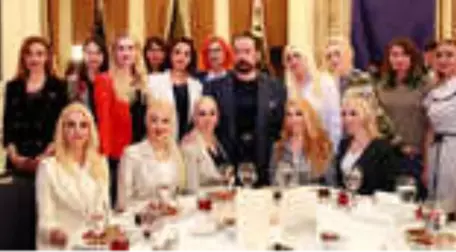 Adnan Oktar Soruşturmasında İlk Tahliye Edilen Ayça Pars, Sessizliğini Bozdu