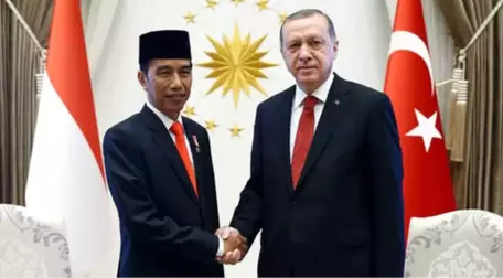 Cumhurbaşkanı Erdoğan'dan Endonezya Cumhurbaşkanı Joko Widodo'ya Taziye Telefonu