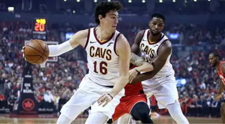 Milli Basketbolcu Cedi Osman, NBA'de Sezona Fırtına Gibi Başladı