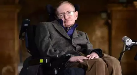 Stephen Hawking'in 22 Kişisel Eşyası 1,8 Milyon Sterline Satıldı