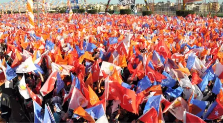 AK Parti Çorum İl Başkanı Mehmet Karadağ, Kendisine Kumpas Kurulduğunu İddia Ederek İstifa Etti