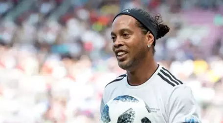 Bankada Parası Kalmayan Ronaldinho'ya Yurt Dışına Çıkış Yasağı