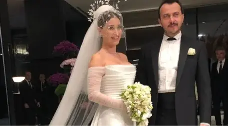 Hazal Kaya ve Ali Atay Düğünlerinde Nikah Şekeri Yerine Davetliler İçin Bir Derneğe Bağış Yaptı