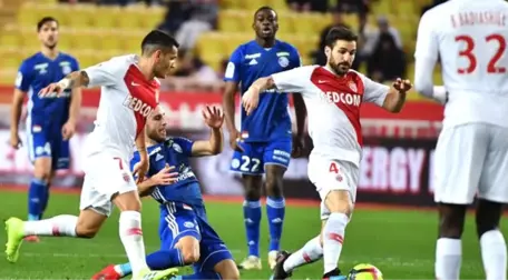 Monaco'nun Yıldızı Cesc Fabregas'ın Lyon Maçındaki Pası, Sosyal Medyada Gündem Oldu