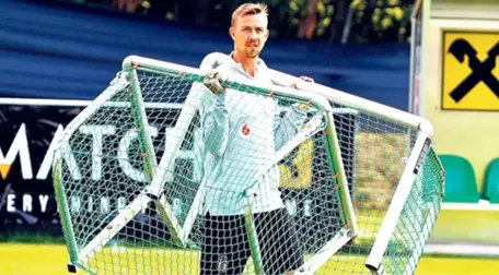 Guti, Milli Takım Arasında Beşiktaş'ın Başına Geçecek