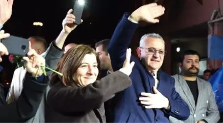 Keşan'da AK Parti ve CHP Aynı Zamanda Zafer Yürüyüşü Yaptı, Kazananı 12 Oy Belirledi