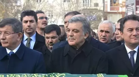 Abdullah Gül'den Yeni Parti Kuracağı Konuşulan Babacan ve Davutoğlu'na Talimat: Bekleyin