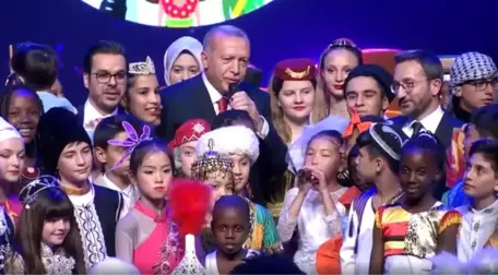 Cumhurbaşkanı Erdoğan'ın Çocuklarla Düeti Sosyal Medyaya Damga Vurdu