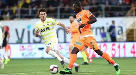 Gana Basını, Alanyalı Isaac Sackey'in Beşiktaş'a Gideceğini Yazdı!