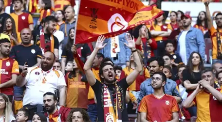 Galatasaray'dan Fenerbahçe'ye Tişört Göndermesi