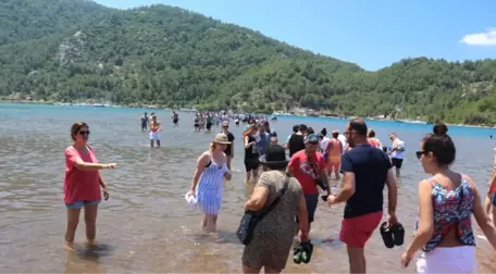 Bayramda dünyaca ünlü Kızkumu'na yerli turistler büyük ilgi gösterdi