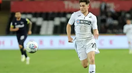 Manchester United, Daniel James'i kadrosuna kattı