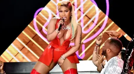 Nicki Minaj'ın Suudi Arabistan konseri sosyal medyada tartışılıyor