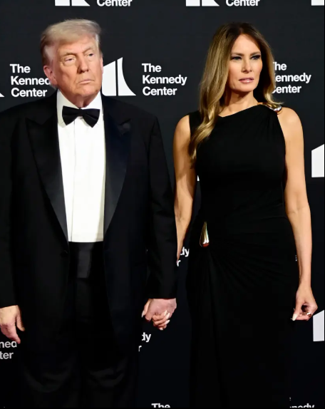 Trump'a tiyatroda soğuk duş: Oyuncular sahneye çıkmayı reddetti