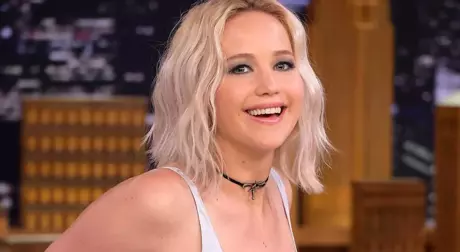 Jennifer Lawrence: Cinsel İlişki Öncesi Sevgililerimden Test İsterim