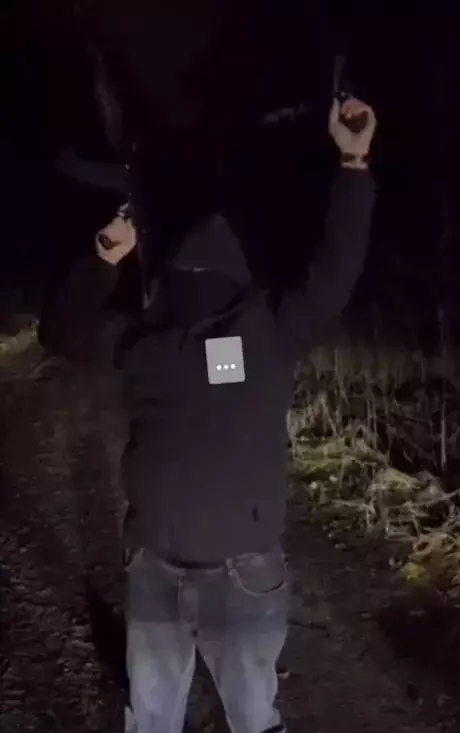 Görüntüler dehşet verici! Türkiye'ye korku salan çete liderinin doğum günü sokakta silahlarla kutlandı