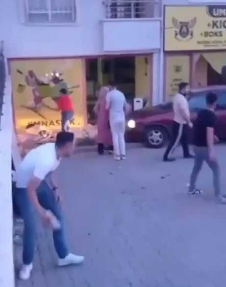 Antrenörün taciz savunması; Öğrencimin üstsüz fotoğrafını boy-kilo ölçümü için çektim