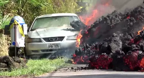 Hawaii'de Lavlar Otomobili Saniyeler İçinde Yuttu, O Anlar Anbean Görüntülendi