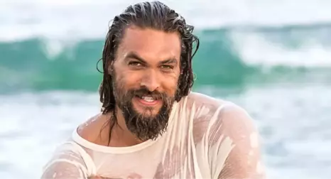 Çevre Kirliliğine Dikkat Çekmek İçin Sakallarını Kesen Jason Momoa Kimdir?