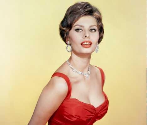 Sophia Loren hastaneye mi kaldırıldı, hastalığı nedir? Sophia Loren sağlık durumu nasıl?
