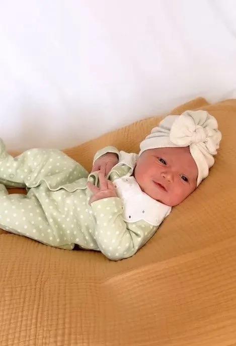 Üçüncü kez anne olan Zeynep Demirel bebeğinin son halini paylaştı