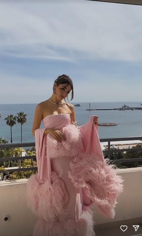 Cannes'da Hande Erçel rüzgarı! Gözler Hakan Sabancı'yı aradı