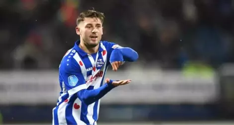 Fenerbahçe, Heerenveen'de Forma Giyen Kosovalı Arber Zeneli'yi Transfer Etmek İstiyor