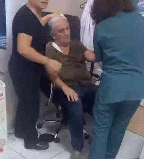 Aile sağlığı merkezinde kan donduran olay! Elektrikli çaydanlıkla vura vura doktorun kafatasını çatlattı