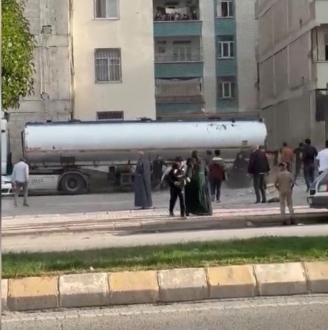 Komşular silahlı kavgaya tutuştu, çocuklar böyle saklandı