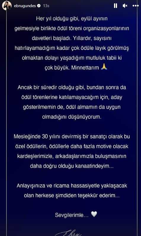 Resti çeken Ebru Gündeş, hiçbir ödül törenine katılmayacak