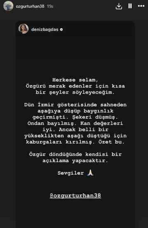 Komedyen Özgür Turhan, İzmir'deki gösterisinde sahneden düştü